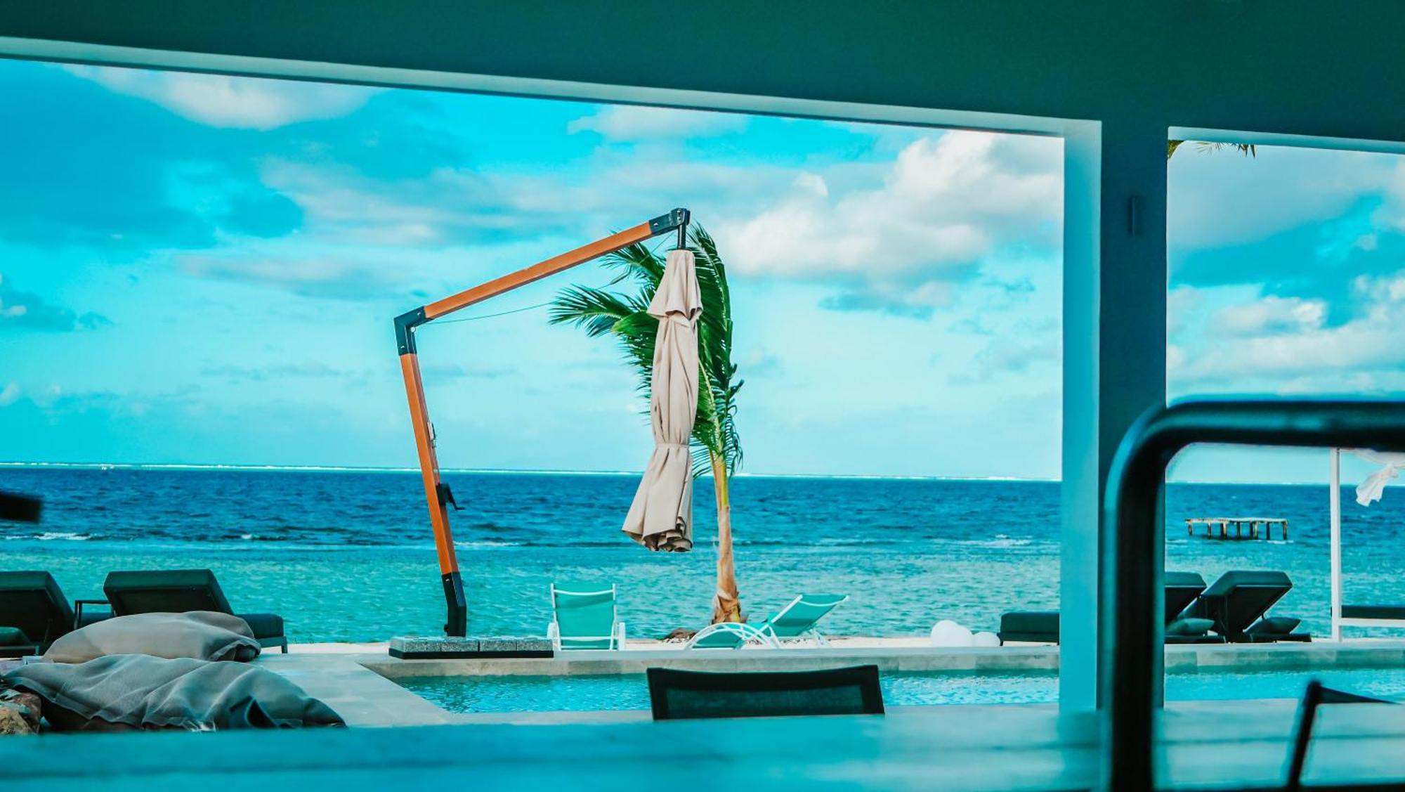 Pension Irivai Appartement Puatou 1 Chambre Bord De Mer 우투로아 외부 사진