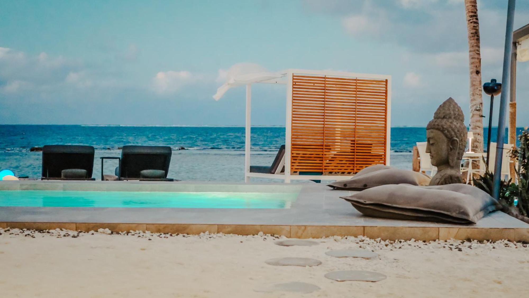 Pension Irivai Appartement Puatou 1 Chambre Bord De Mer 우투로아 외부 사진