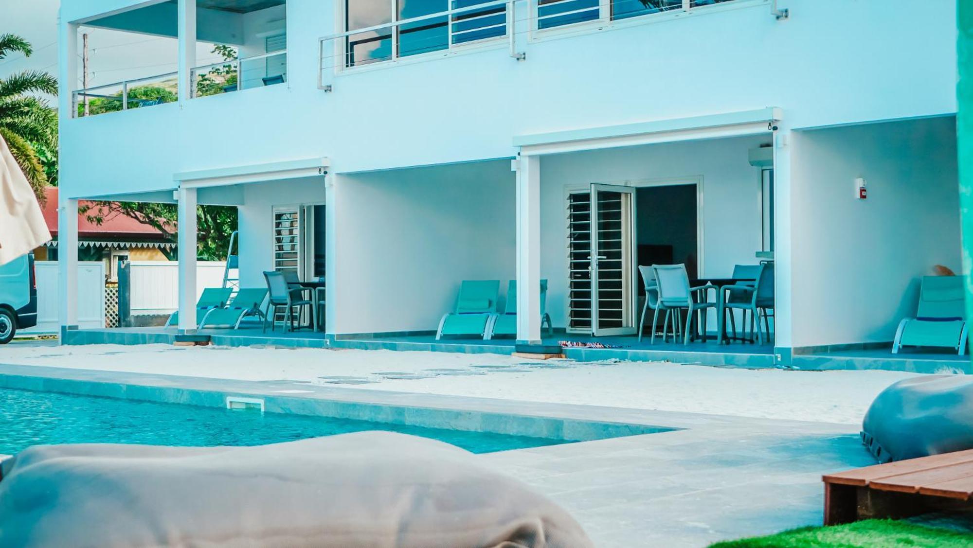 Pension Irivai Appartement Puatou 1 Chambre Bord De Mer 우투로아 외부 사진