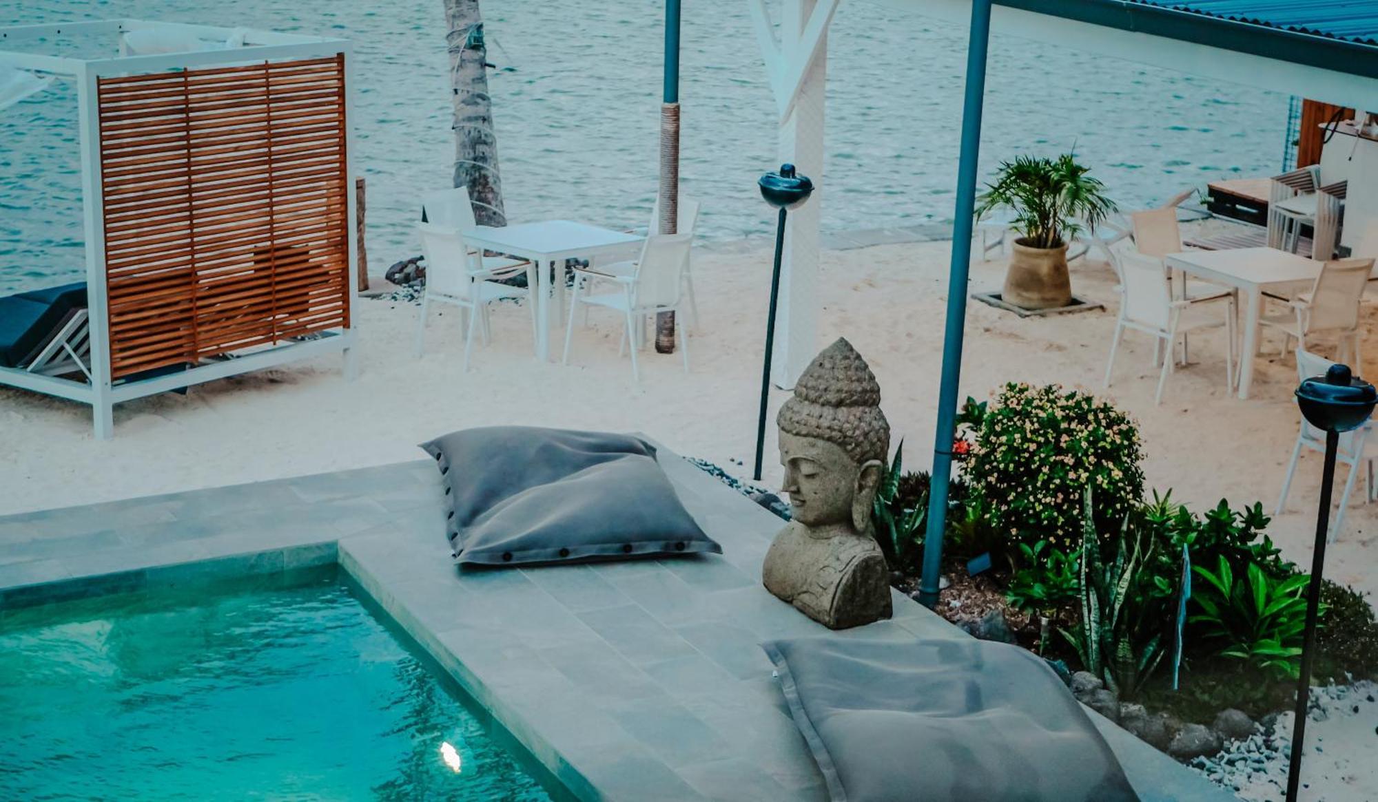 Pension Irivai Appartement Puatou 1 Chambre Bord De Mer 우투로아 외부 사진