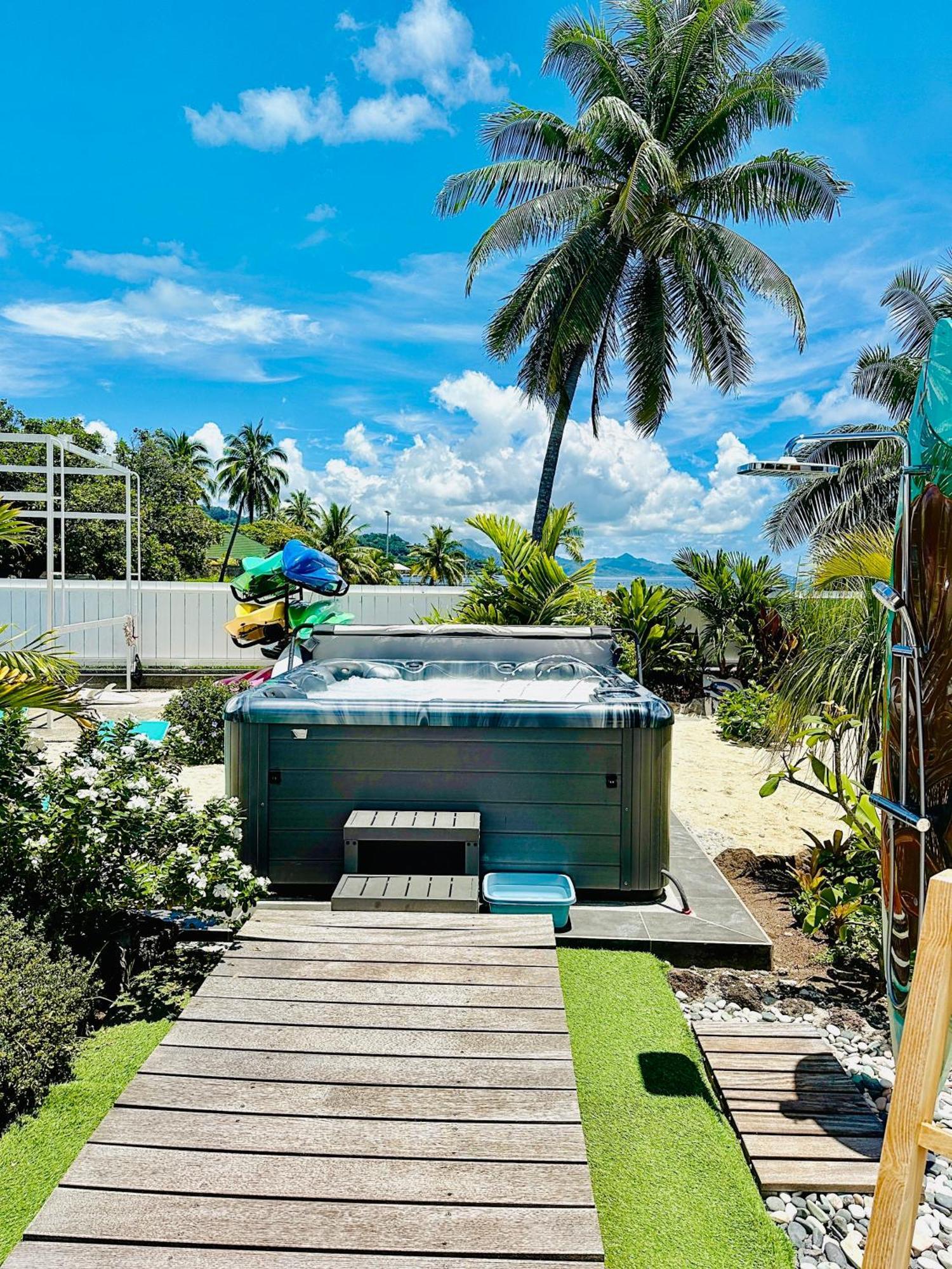Pension Irivai Appartement Puatou 1 Chambre Bord De Mer 우투로아 외부 사진